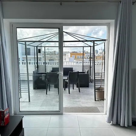 Los Arditos Penthouse Apartmán Sliema
