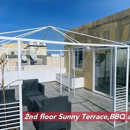 Los Arditos Penthouse * Sliema